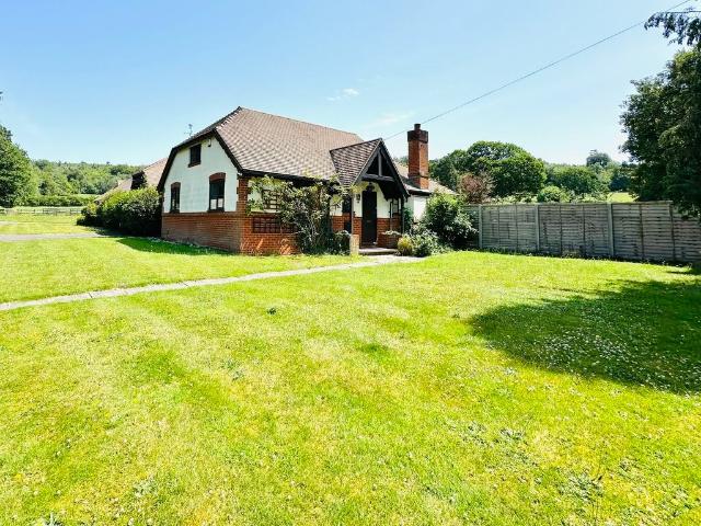 House for rent in Mickleham, Mole Valley