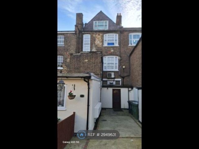 Apartment for rent in London Borough of Merton, Mitcham