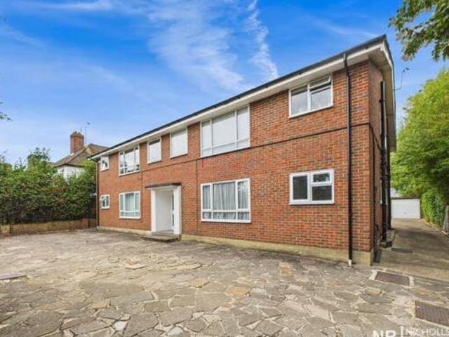 House for sale in Surrey, England