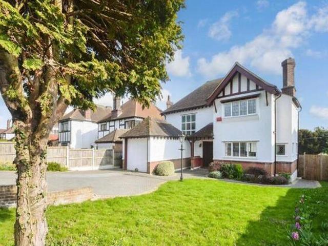 House for sale in Chilton, Acol