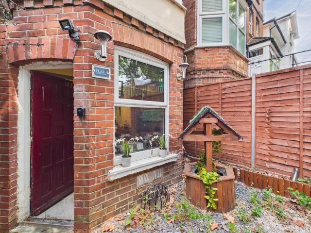 Apartment for rent in Newtown, Reading