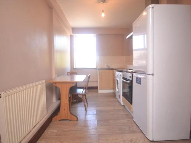 Studio for rent in Reading