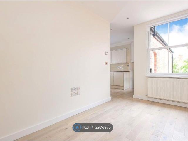 Apartment for rent in Newtown, Reading