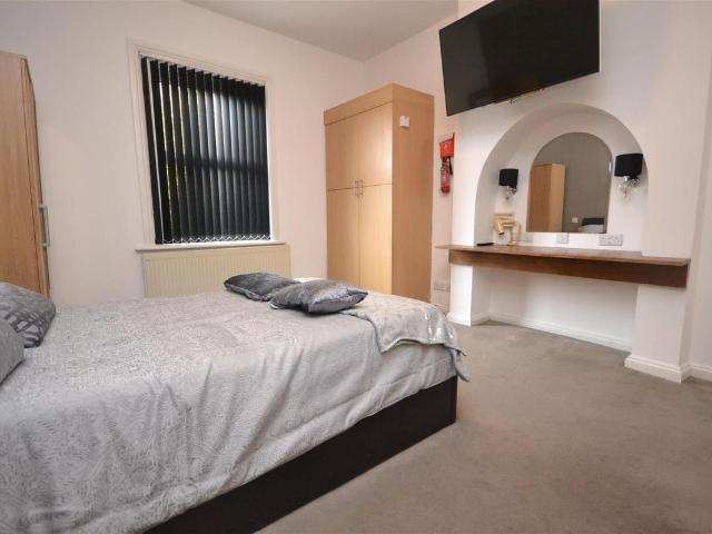 Studio for rent in Newtown, Reading