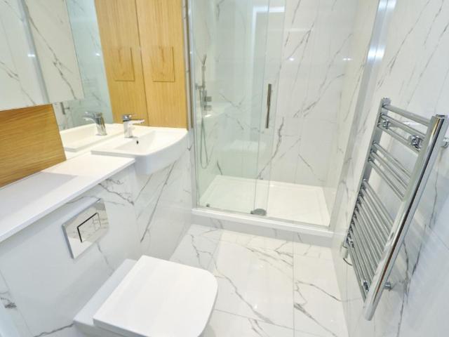 Apartment for rent in Rush Green, Greater London