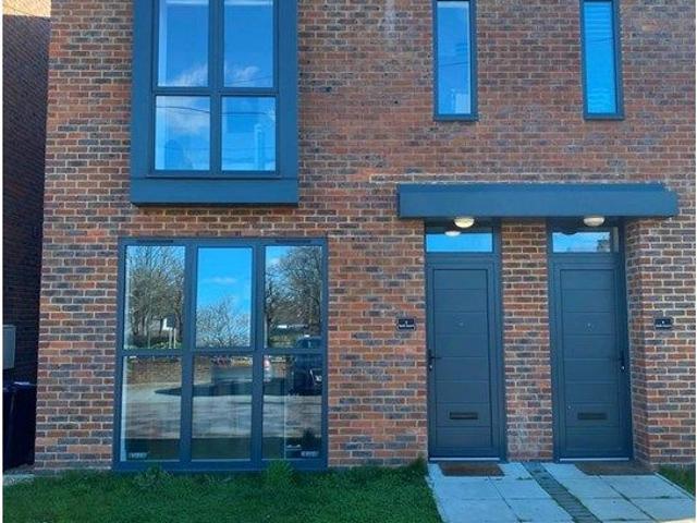 House for rent in Perryfields, West Sussex