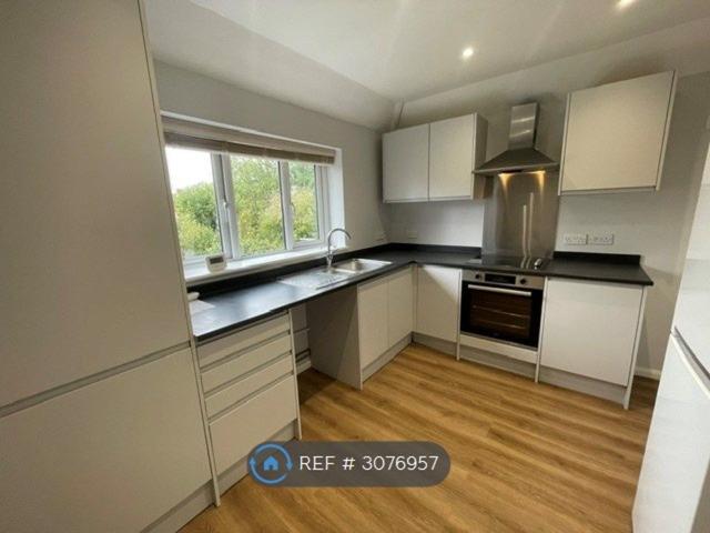 House for rent in Montreal Park, Sevenoaks