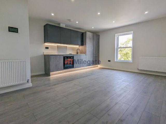 Studio for rent in St John's, Sevenoaks