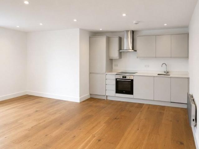 Apartment for rent in Chalkwell, Oad Street