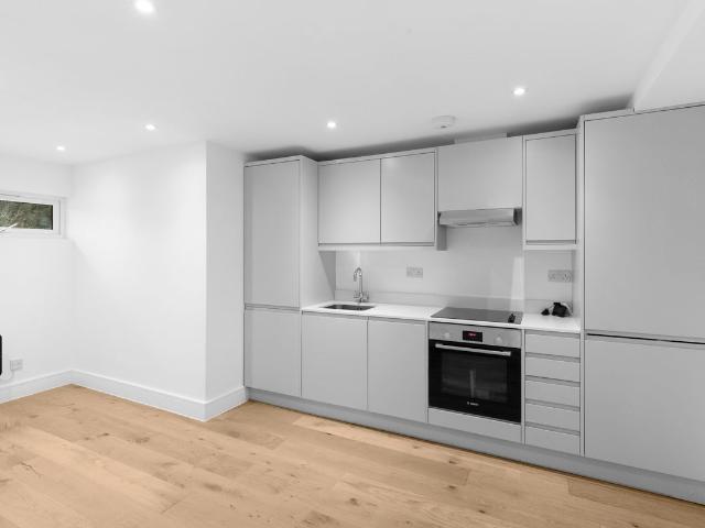 Apartment for rent in Chalkwell, Oad Street