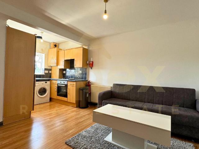 Apartment for rent in Langley, Slough