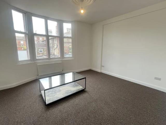 Apartment for rent in Kirkley, East Suffolk