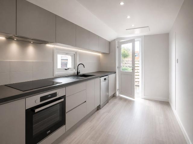 Apartment for rent in Southborough, Sandown Park