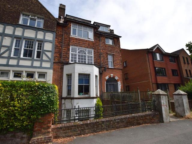 Apartment for rent in Silverhill, Guestling Green