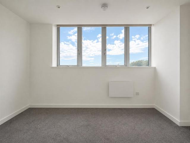 Apartment for rent in Silverhill, Guestling Green