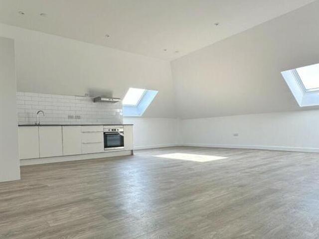 House for rent in Staines, Surrey