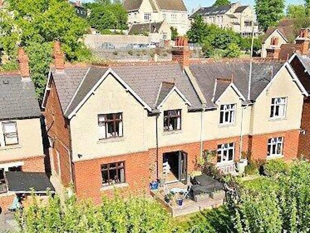 House for sale in Thrupp, School House
