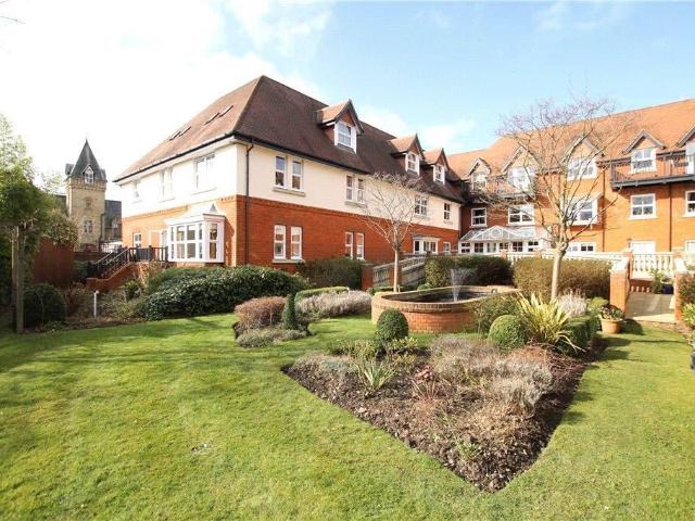 Apartment for rent in Sunningdale