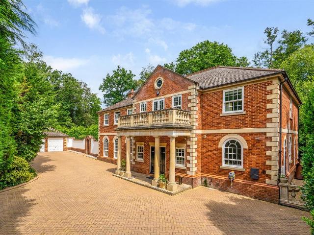 House for rent in Sunningdale