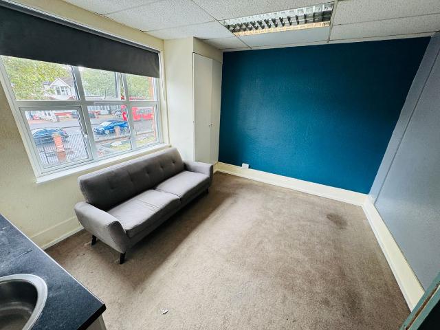 Studio for rent in London Borough of Croydon, Thornton Heath