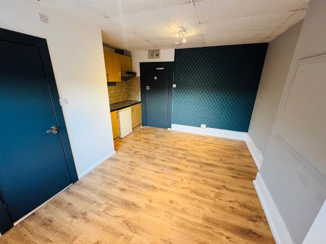 Studio for rent in London Borough of Croydon, Thornton Heath