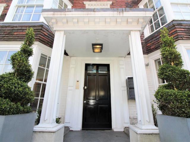 Apartment for rent in Broadwater Down, Sandown Park