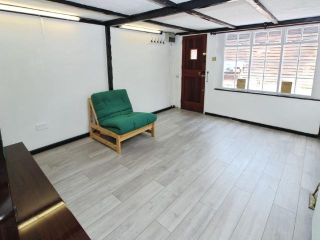 House for rent in Hackbridge, Greater London