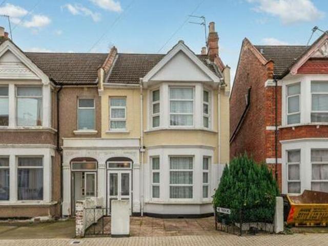 House for sale in Wembley, Greater London