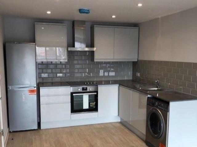 Apartment for rent in Alperton, Greater London