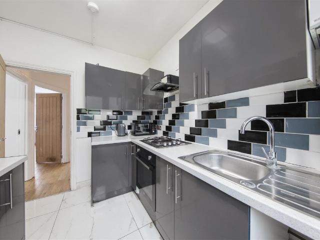 House for rent in Alperton, Greater London