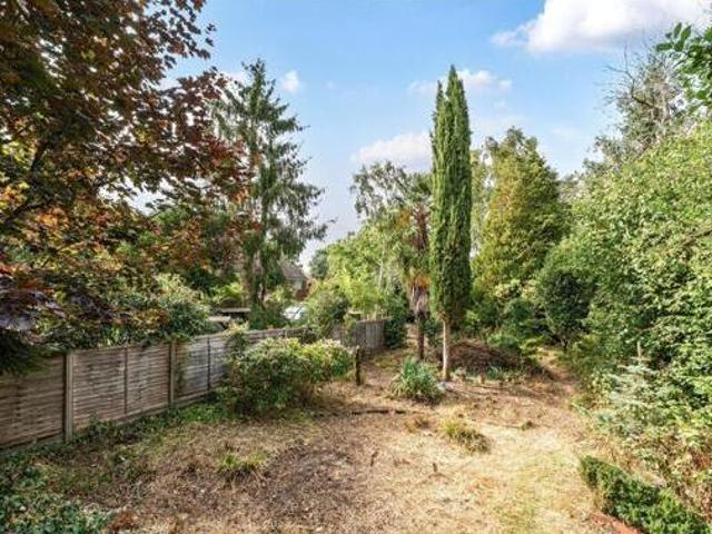 House for sale in The Butts, Kent