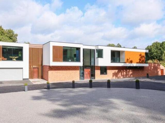 House for sale in Bagshot, Surrey Heath