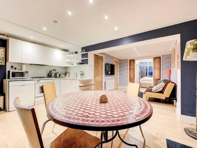 Apartment for rent in Kennington Cross, Greater London