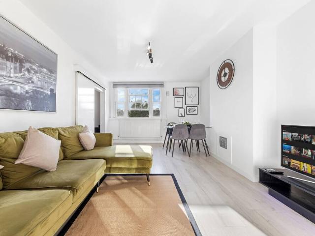 Apartment for rent in Kennington Cross, Greater London