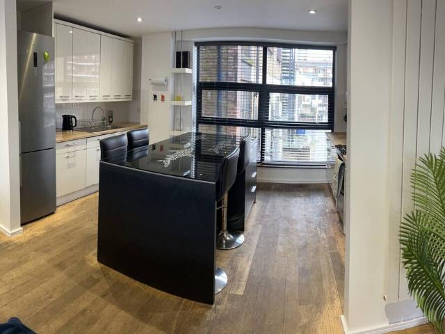 Apartment for rent in Kennington Cross, Greater London