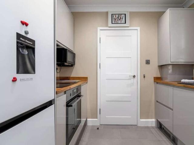 Apartment for rent in London Borough of Lambeth, Greater London