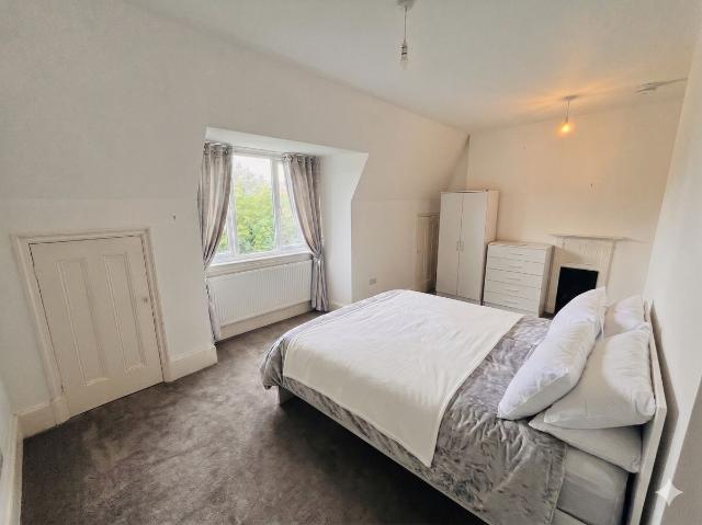 Room for rent in London Borough of Lewisham, Ladywell