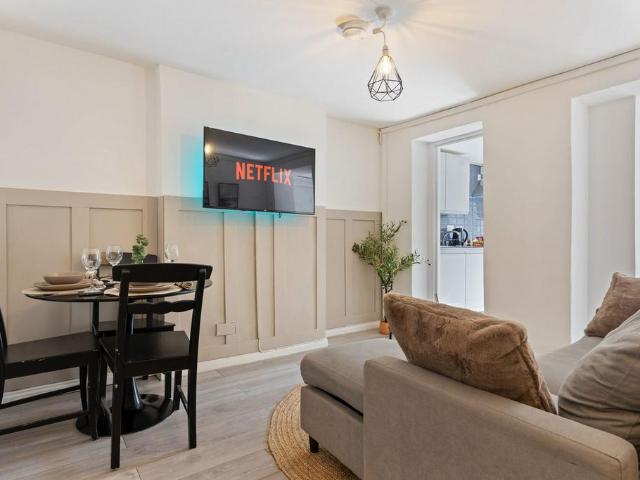 Apartment for rent in London Borough of Lewisham, New Cross
