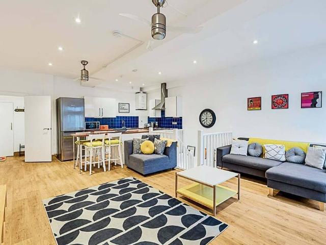 Apartment for rent in London Borough of Southwark, Greater London