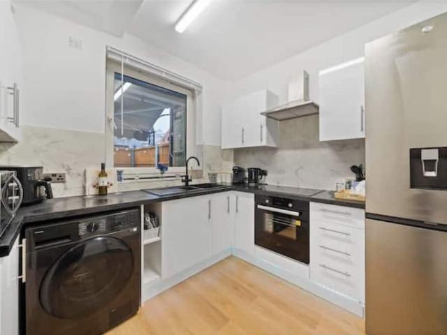 Apartment for rent in Canada Water, Greater London