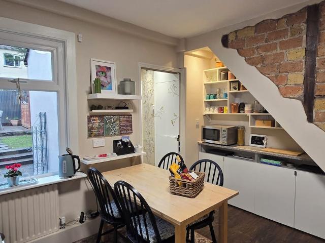 House for rent in Royal Borough of Greenwich, Greater London