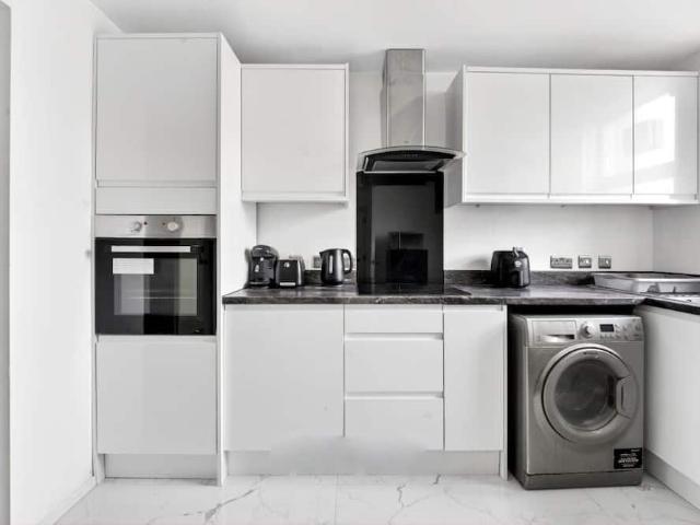 Apartment for rent in London Borough of Lambeth, Greater London