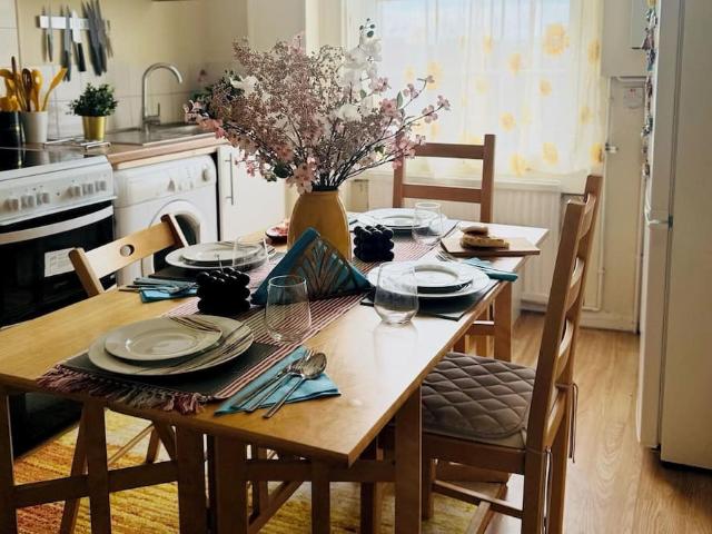 Apartment for rent in Bermondsey Village, Greater London