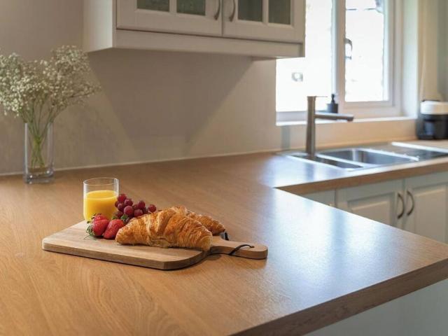 Apartment for rent in Longfield Estate, Greater London