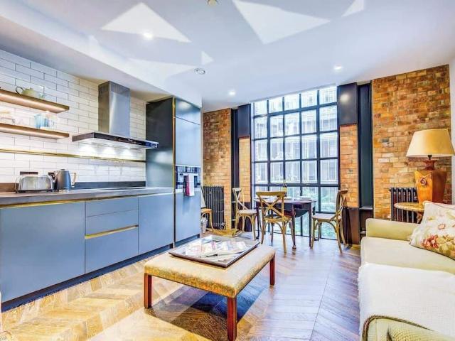 Apartment for rent in Bermondsey Village, Greater London
