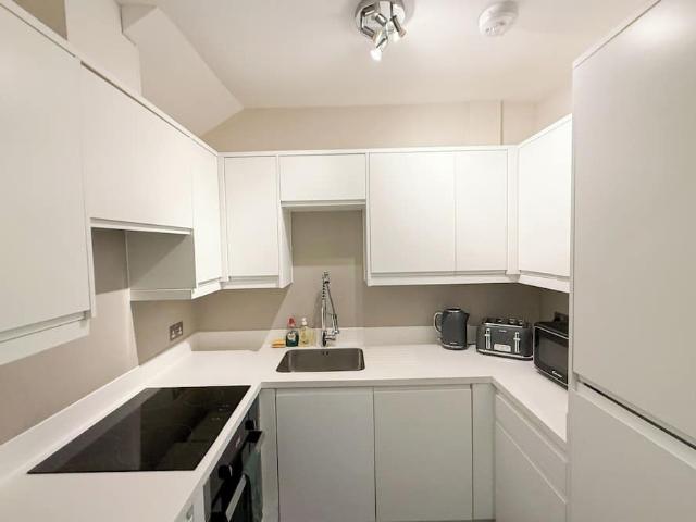 Apartment for rent in London Borough of Southwark, Greater London