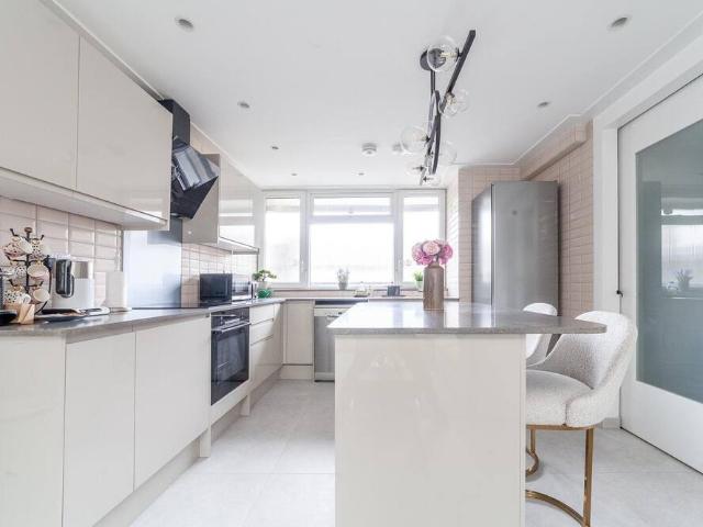 Apartment for rent in London Borough of Southwark, Greater London