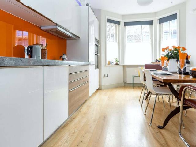 Apartment for rent in South Bank, Greater London