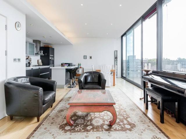 Apartment for rent in Bankside, Greater London