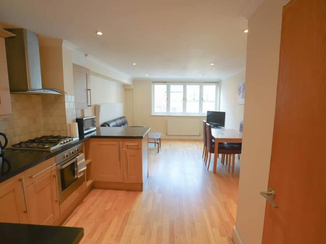 Apartment for rent in Bankside, Greater London